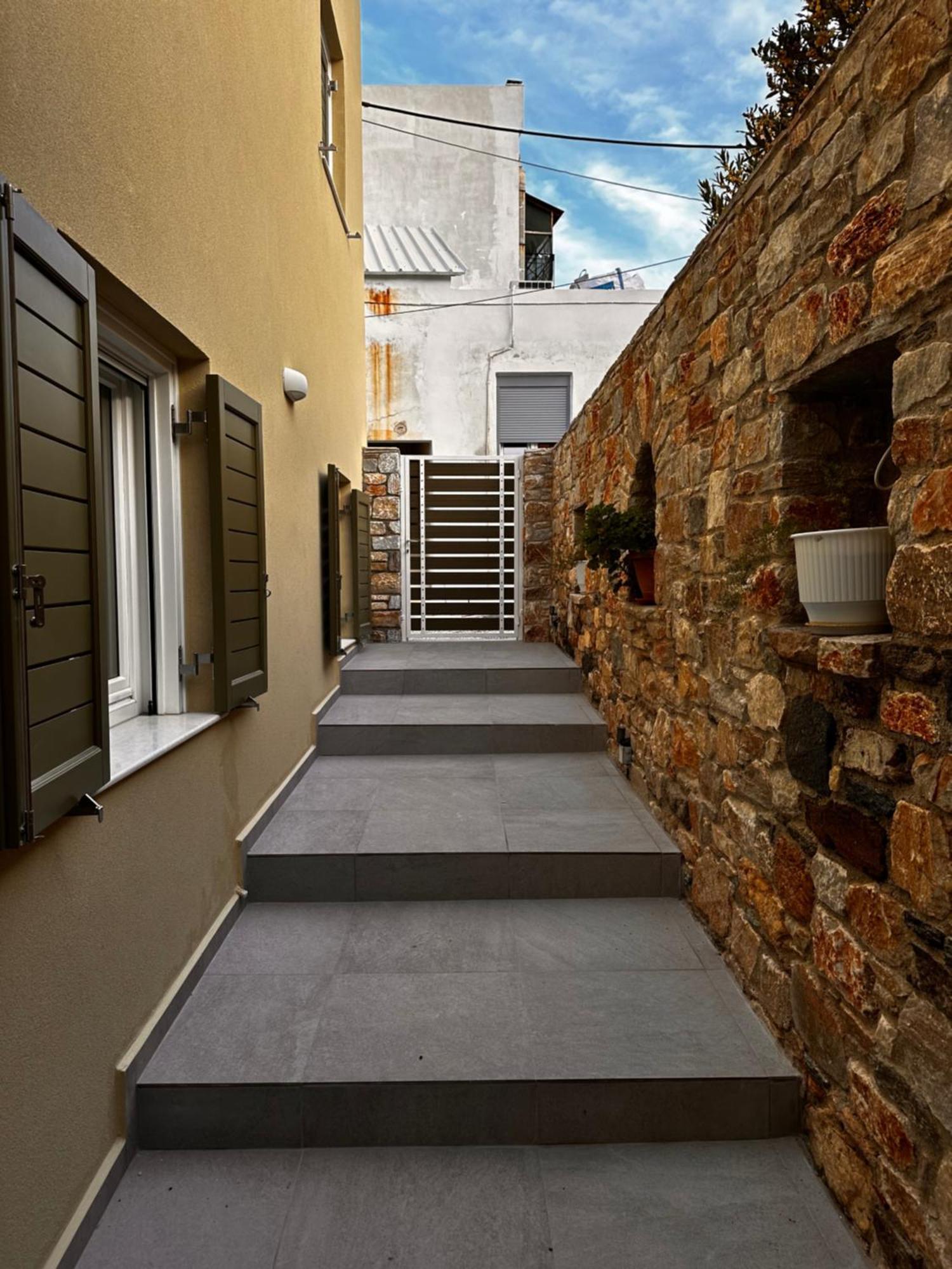 Sky Ermoupoli Exterior foto